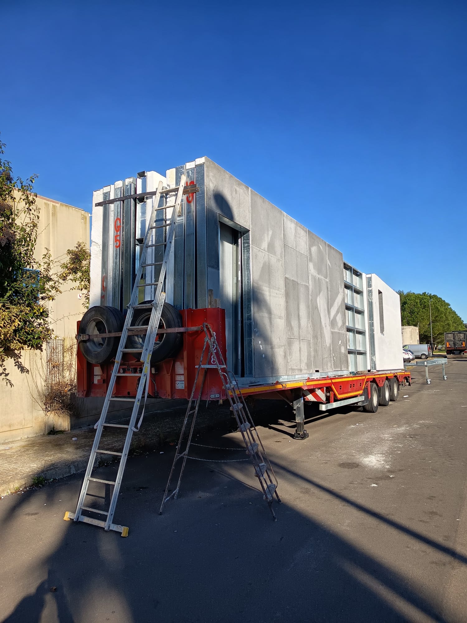 /التوسع الدولي